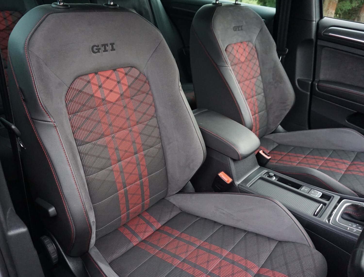 Used Volkswagen Golf 2019 for sale - 76935281: Photo 16