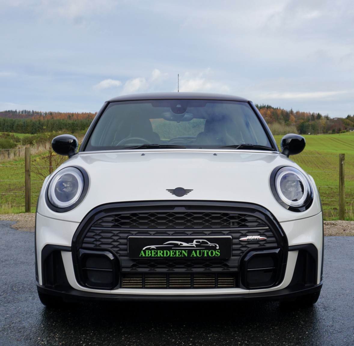 Used MINI Hatch 2023 for sale - 77409547: Photo 2