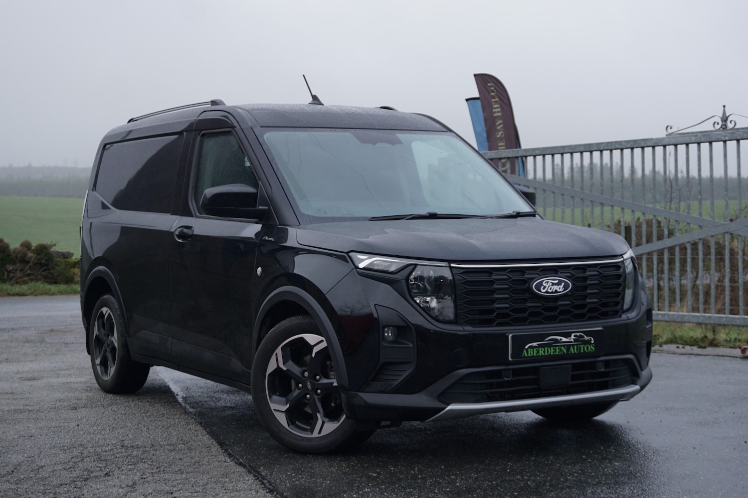 Used Ford Transit Courier 2024 for sale - 77129575: Photo 1