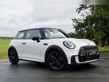 Used MINI Hatch 2023 for sale - 77129580: Photo