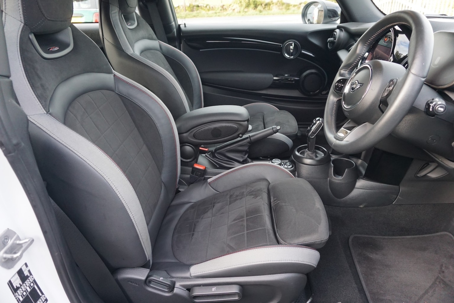 Used MINI Hatch 2023 for sale - 77129580: Photo 24