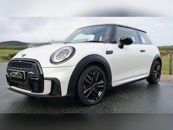 Used MINI Hatch 2023 for sale - 77129580: Photo
