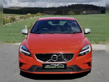 Used Volvo V40 2019 for sale - 78258306: Photo