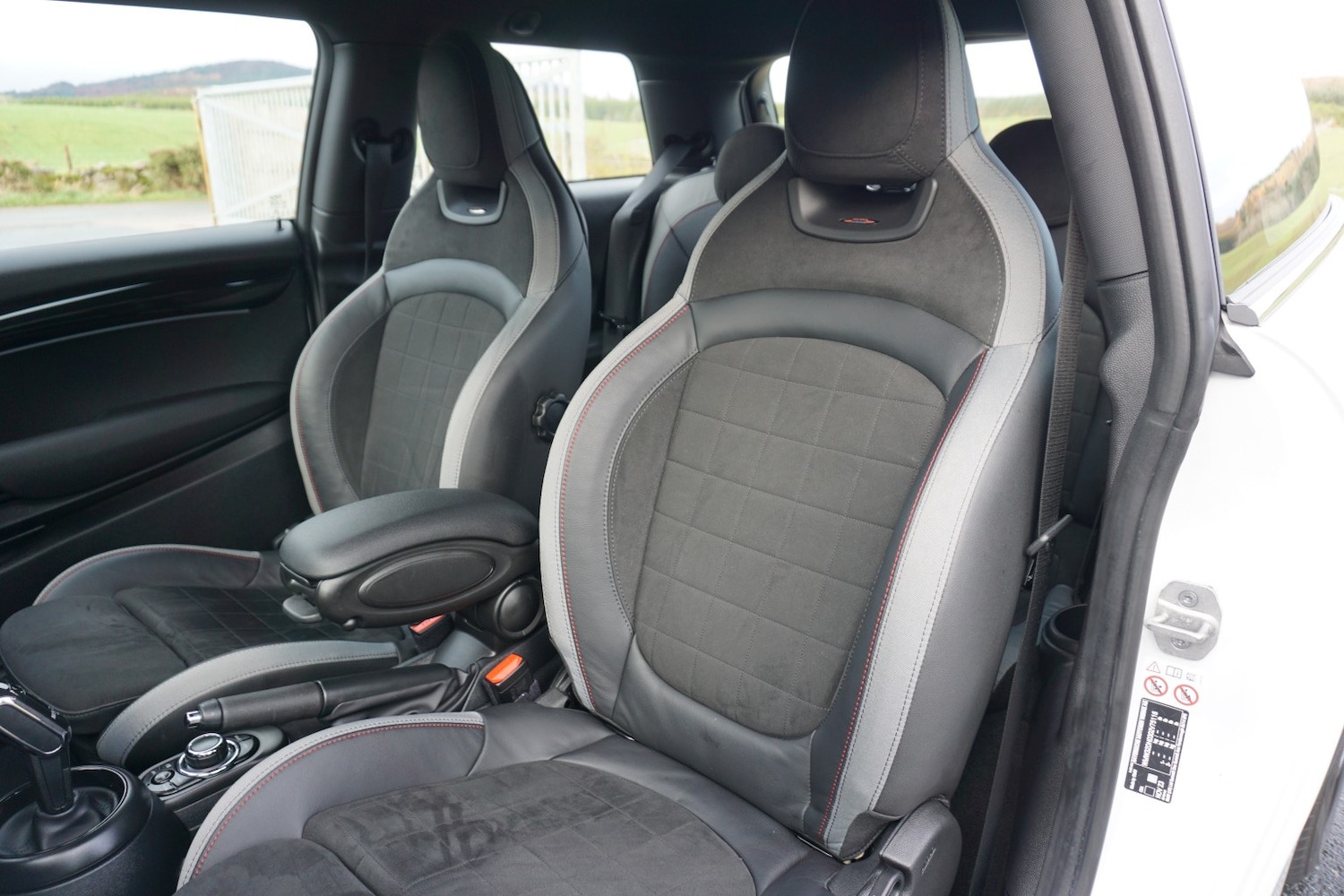 Used MINI Hatch 2023 for sale - 76914416: Photo 30