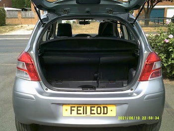 Used Toyota Yaris 2011 for sale - 79545146: Photo