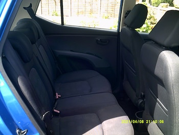 Used Hyundai i10 2010 for sale - 78979440: Photo