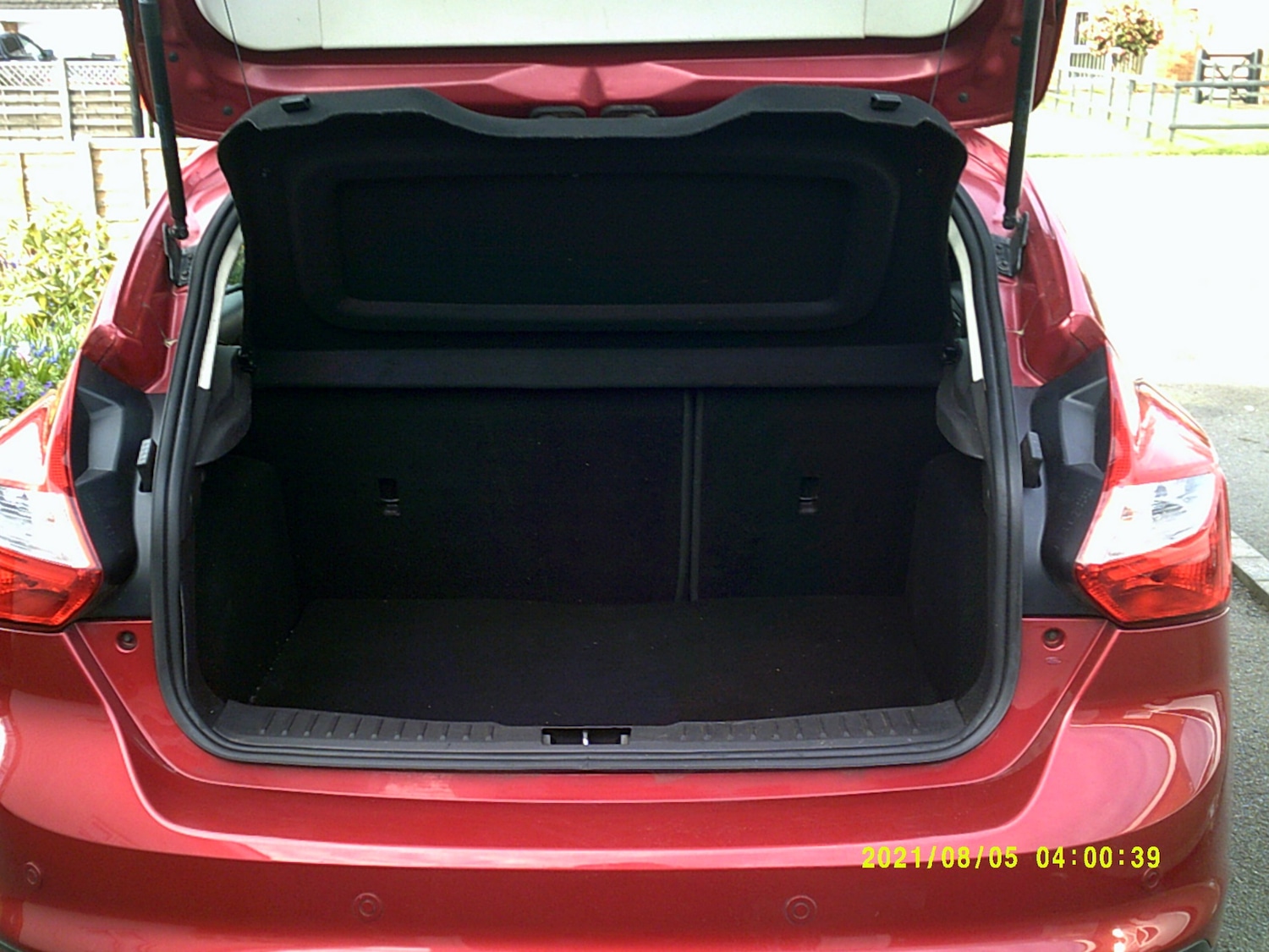 Used Ford Focus 2011 for sale - 78063925: Photo 2