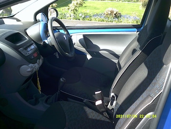 Used Peugeot 107 2010 for sale - 77900932: Photo