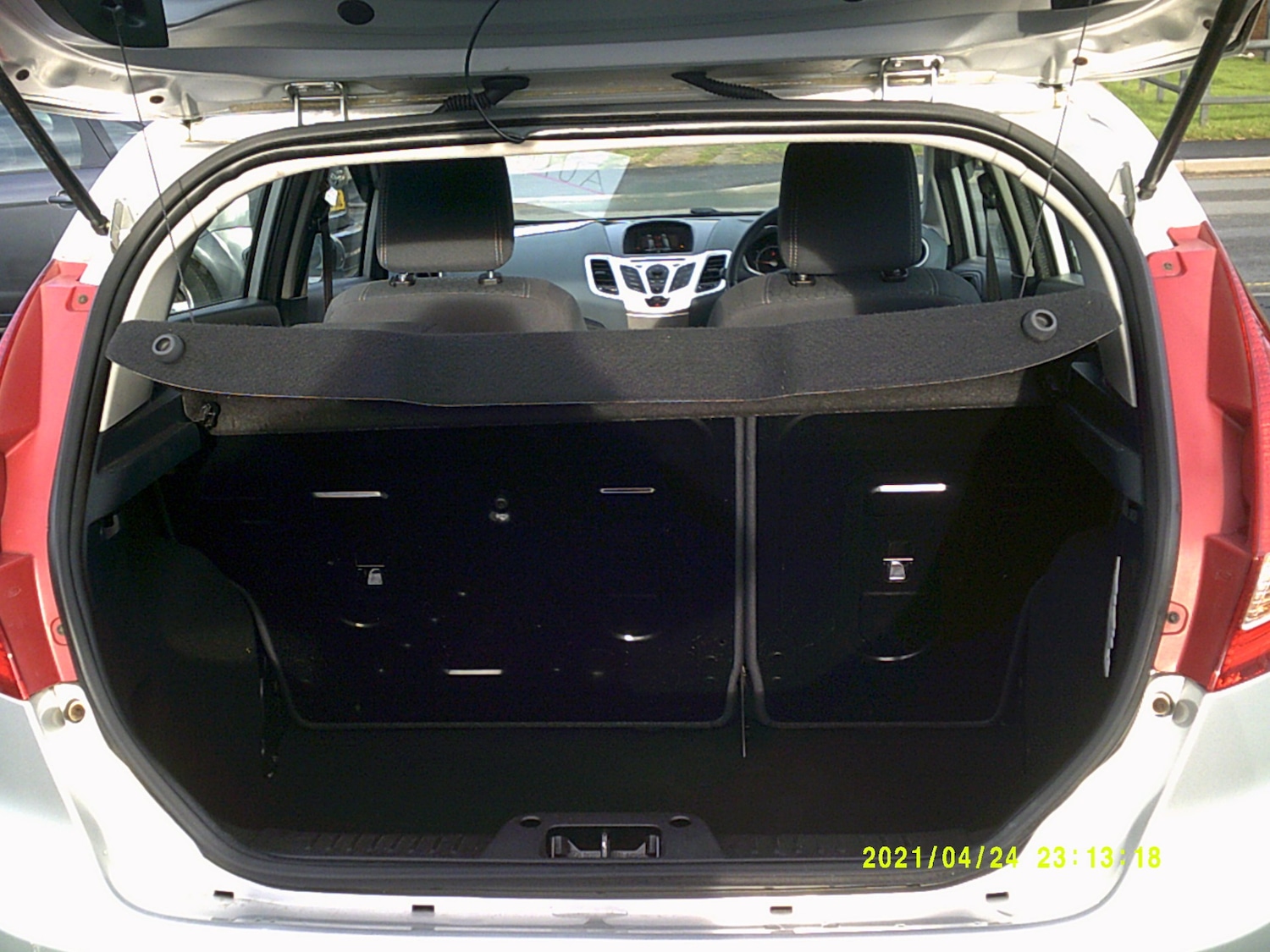 Used Ford Fiesta 2010 for sale - 76945336: Photo 3