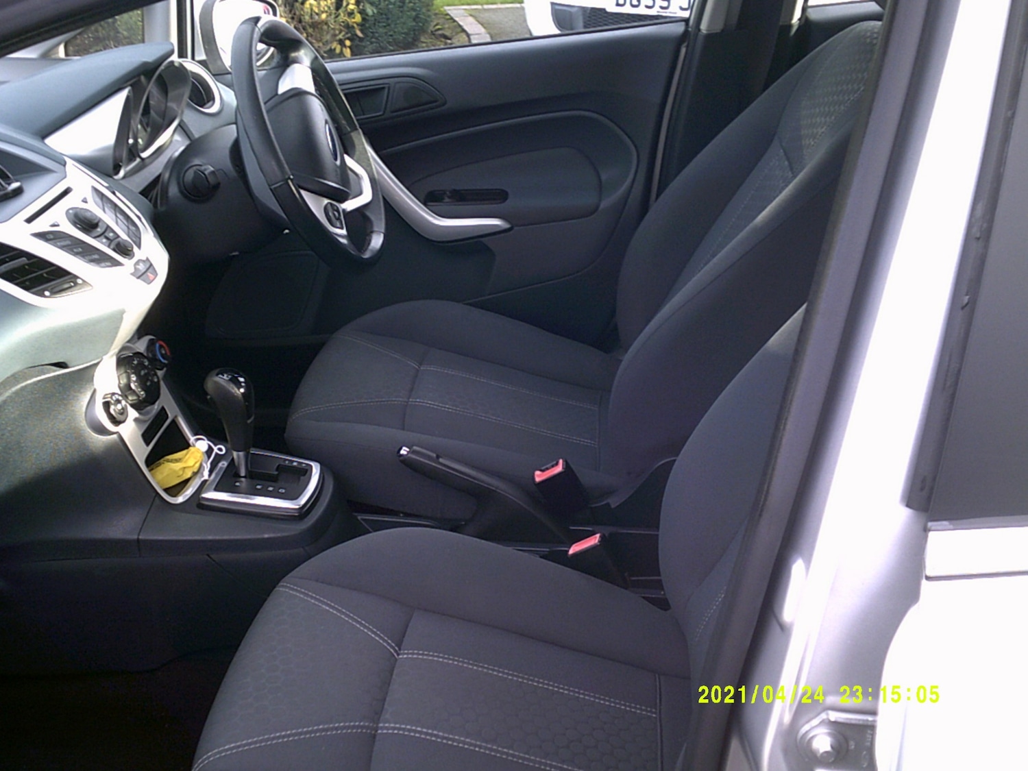 Used Ford Fiesta 2010 for sale - 76945336: Photo 8
