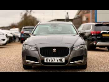 Used Jaguar XF 2017 for sale - 75106116: Photo