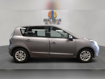 Used Renault Scenic 2015 for sale - 75402070: Photo