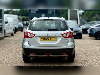 Used Suzuki SX4 S-Cross 2015 for sale - 75258163: Photo