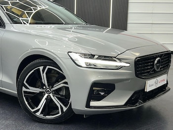Used Volvo V60 2025 for sale - 79453168: Photo