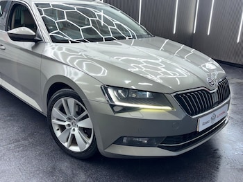 Used Skoda Superb 2016 for sale - 78772715: Photo