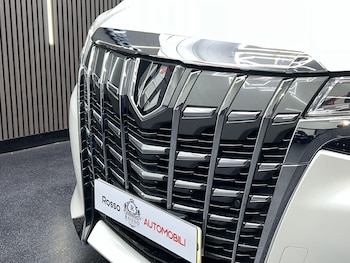 Used Toyota Alphard 2024 for sale - 78772475: Photo