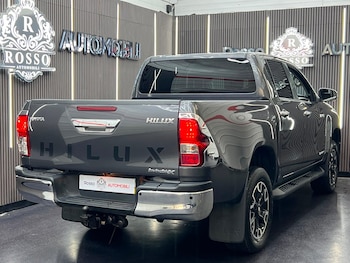 Used Toyota Hilux 2020 for sale - 79324562: Photo