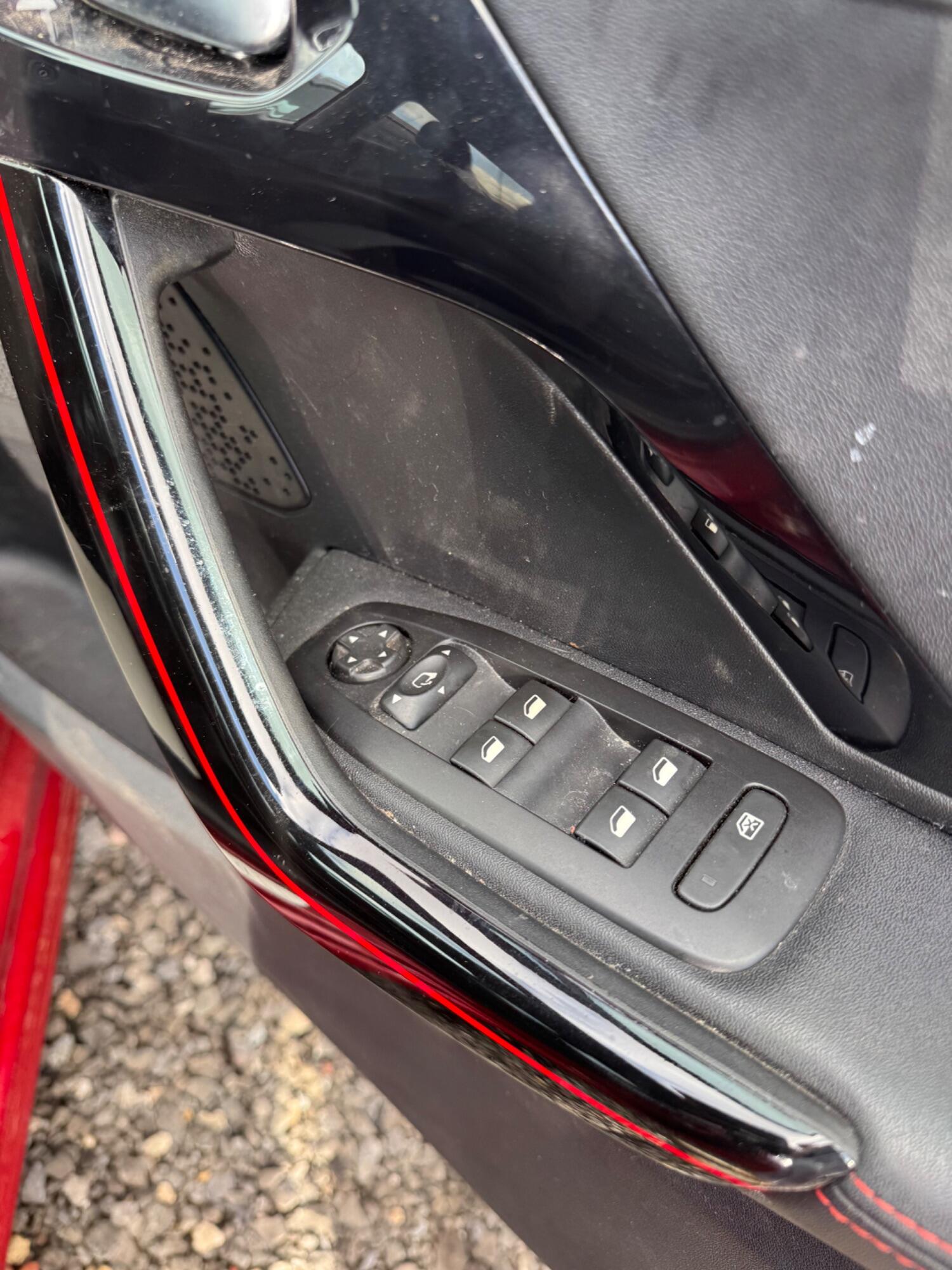 Used Peugeot 208 2018 for sale - 77464697: Photo 21