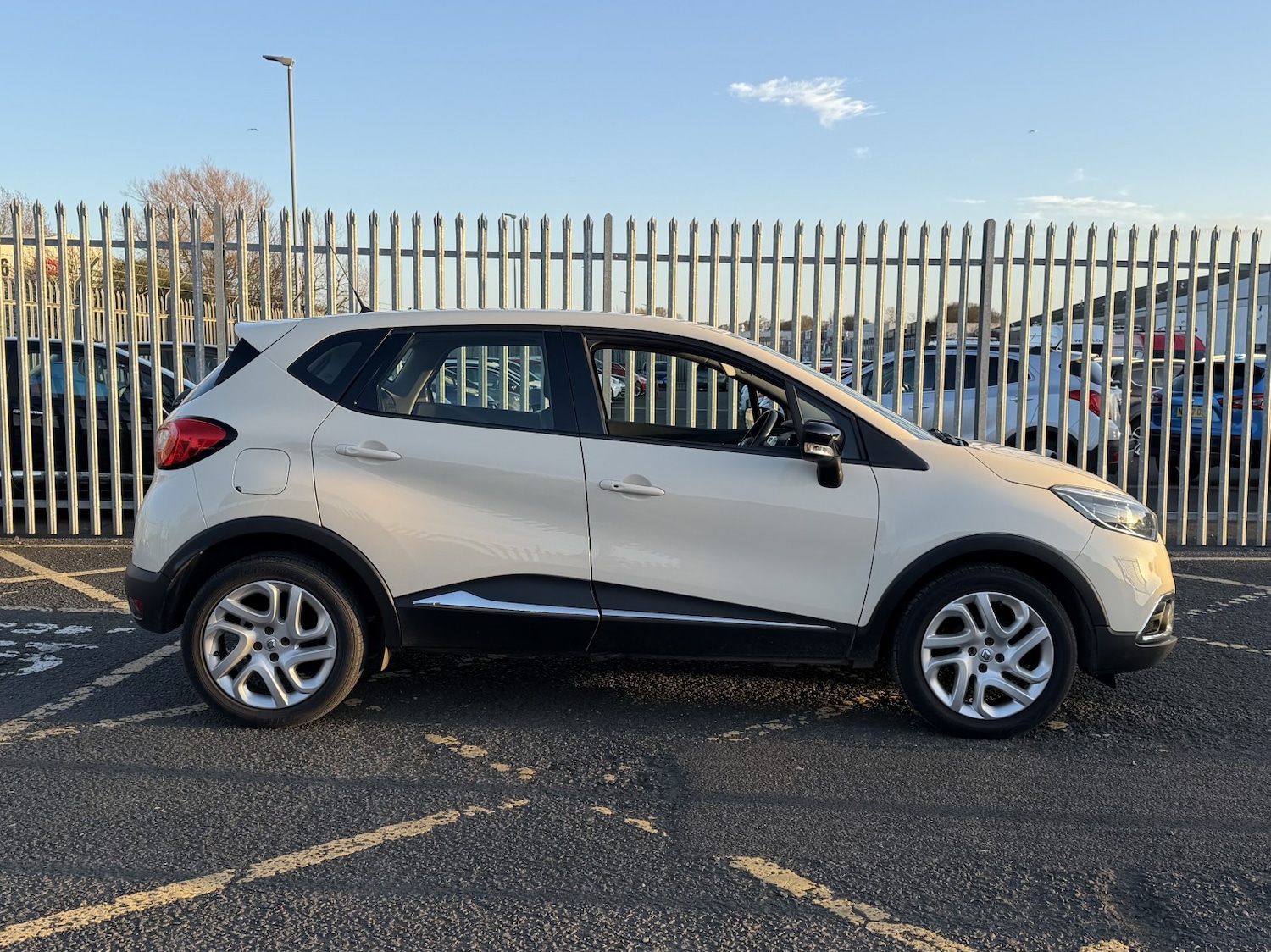 Used Renault Captur 2016 for sale - 77961992: Photo 11