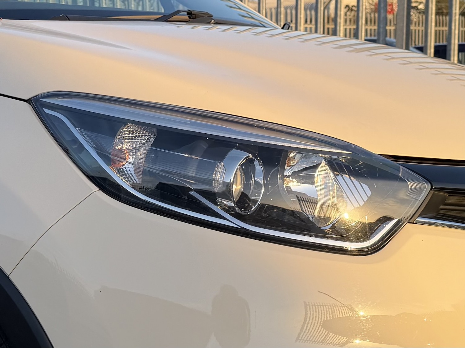 Used Renault Captur 2016 for sale - 77961992: Photo 17