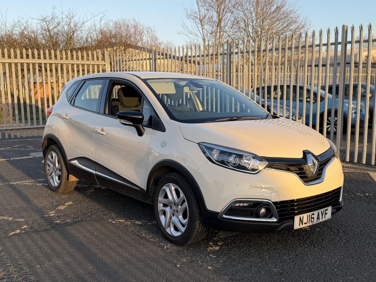 Used Renault Captur 2016 for sale - 77961992: Photo 27
