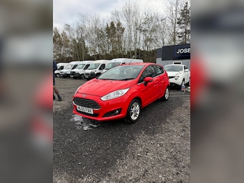 Used Ford Fiesta 2015 for sale - 73584801: Photo