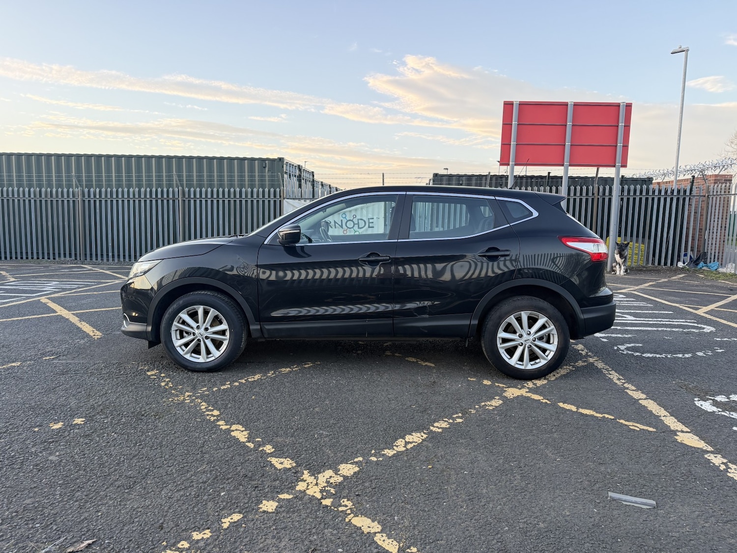 Used Nissan Qashqai 2014 for sale - 77961972: Photo 12