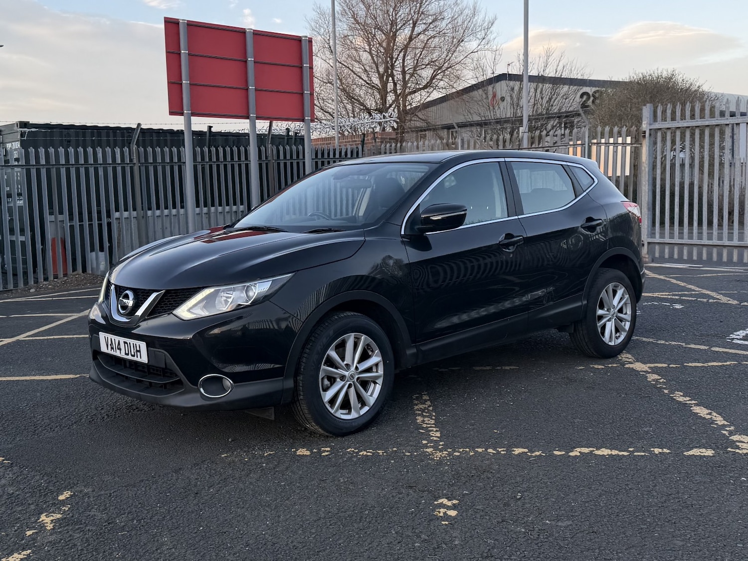 Used Nissan Qashqai 2014 for sale - 77961972: Photo 13