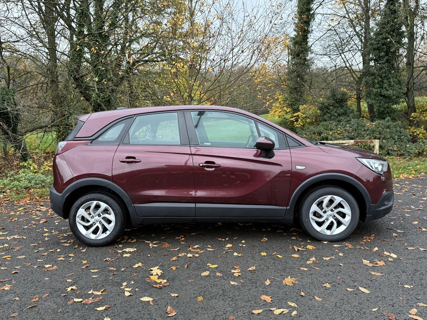 Used Vauxhall Crossland X 2018 for sale - 76769340: Photo 2