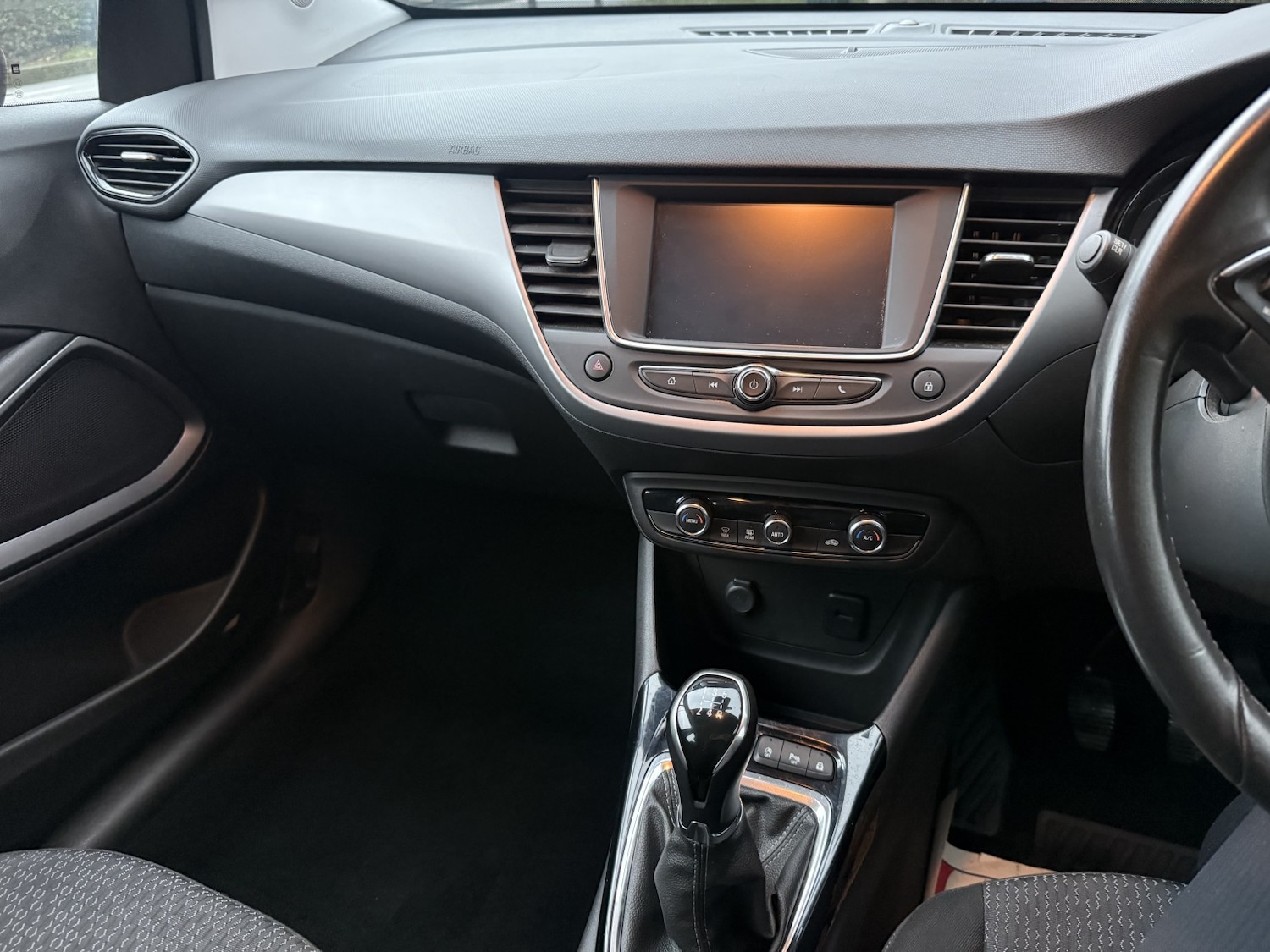 Used Vauxhall Crossland X 2018 for sale - 76769340: Photo 28