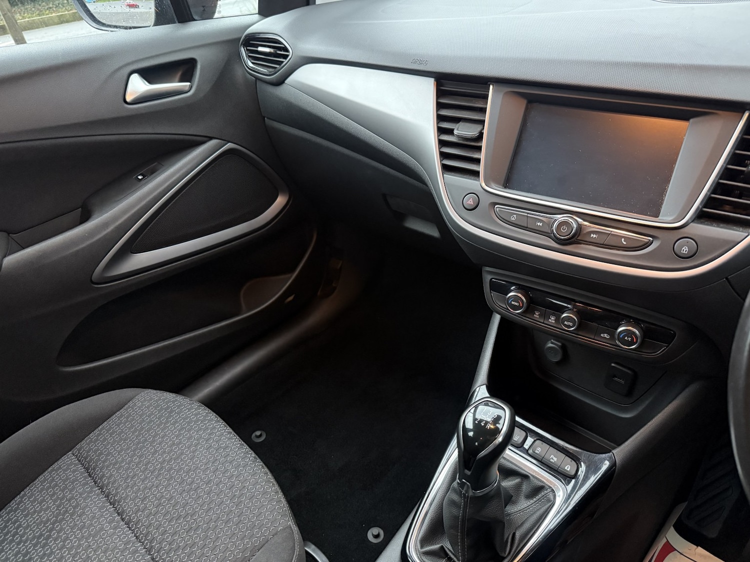 Used Vauxhall Crossland X 2018 for sale - 76769340: Photo 29