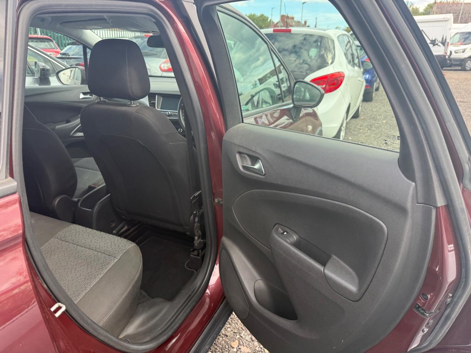 Used Vauxhall Crossland X 2018 for sale - 76769340: Photo 44