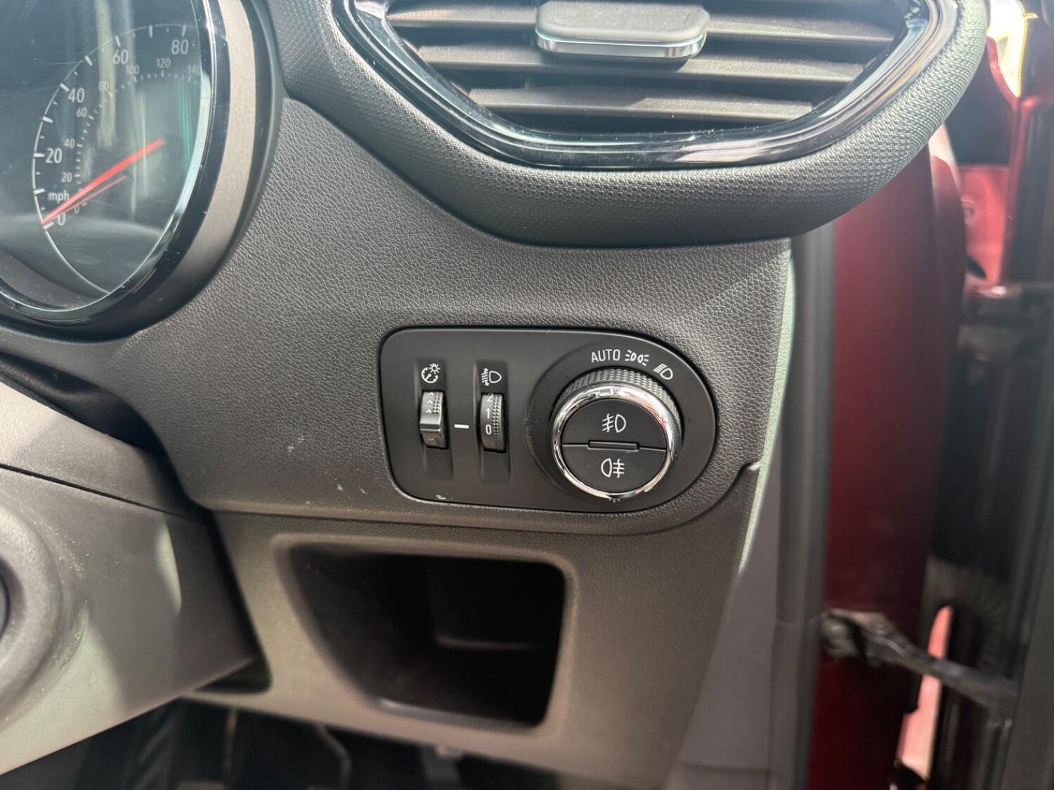 Used Vauxhall Crossland X 2018 for sale - 76769340: Photo 47