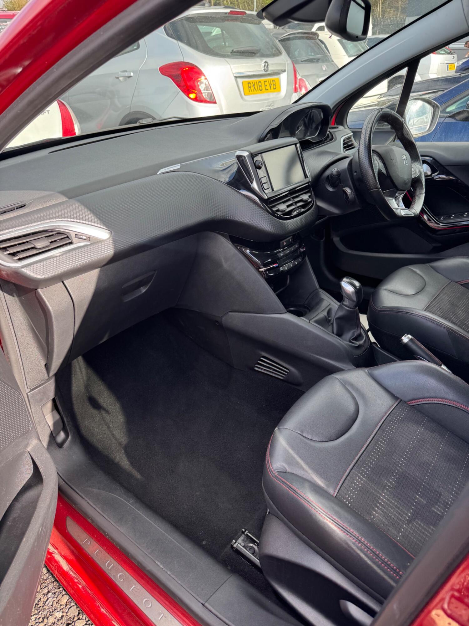 Used Peugeot 208 2018 for sale - 76791566: Photo 14