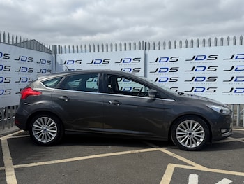 Used Ford Focus 2017 for sale - 79309697: Photo