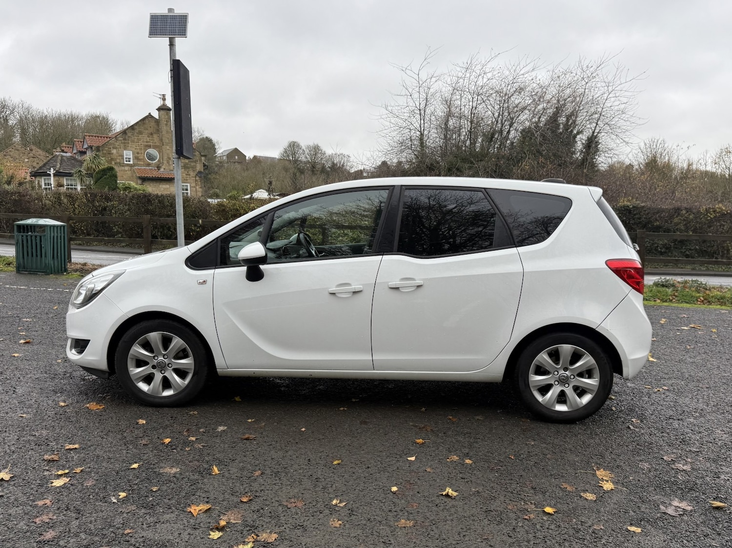 Used Vauxhall Meriva 2017 for sale - 76554022: Photo 12