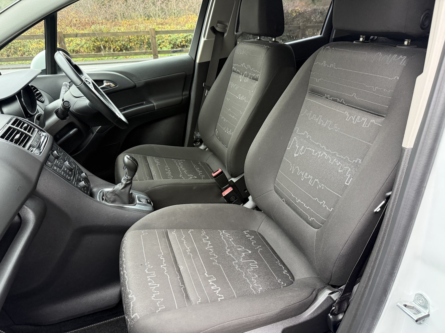 Used Vauxhall Meriva 2017 for sale - 76554022: Photo 31