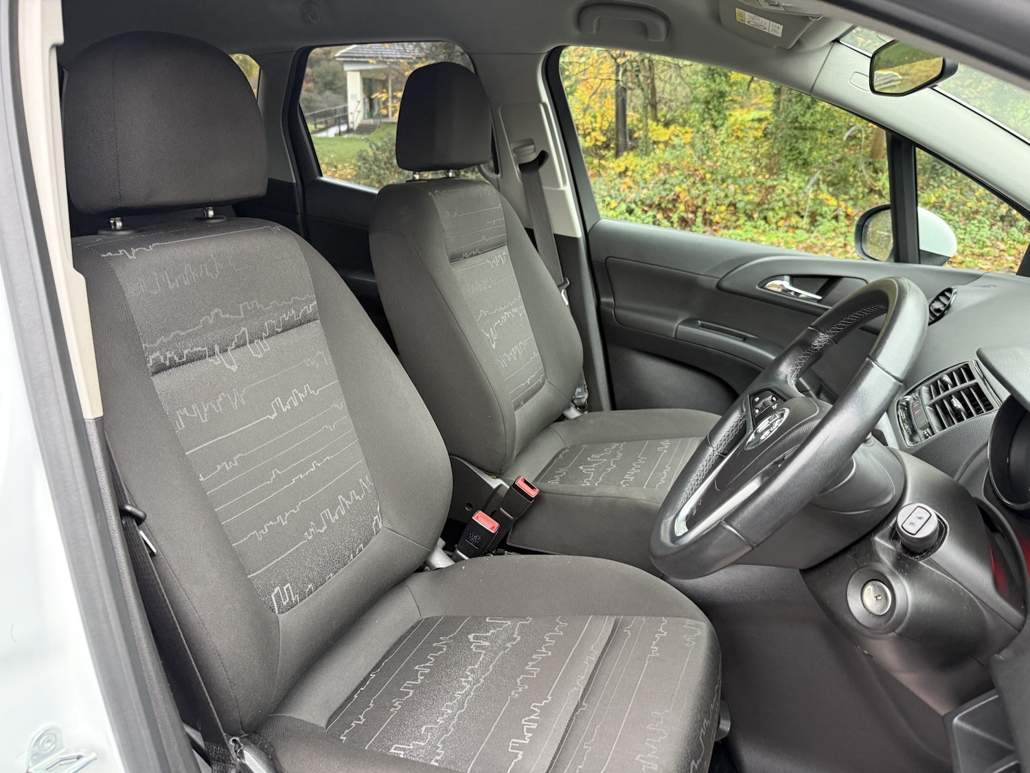 Used Vauxhall Meriva 2017 for sale - 76554022: Photo 33