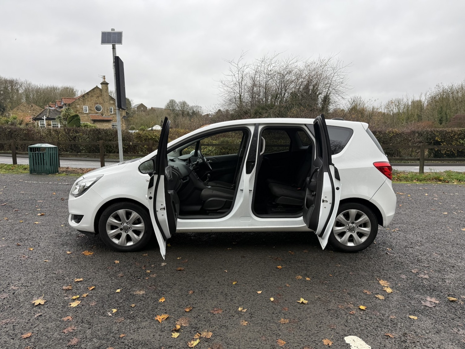 Used Vauxhall Meriva 2017 for sale - 76554022: Photo 53