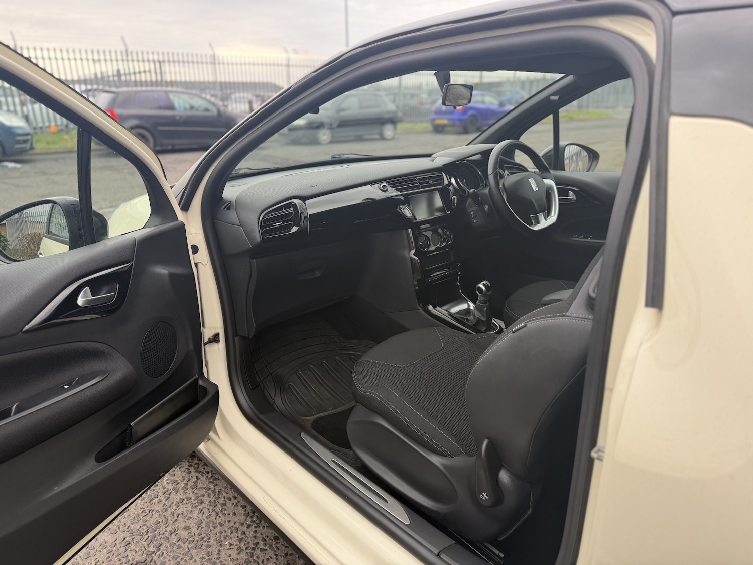 Used DS Automobiles DS 3 2018 for sale - 77662179: Photo 55