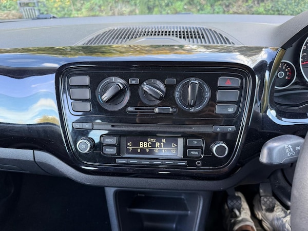 Used Volkswagen up! 2012 for sale - 76218798: Photo 18
