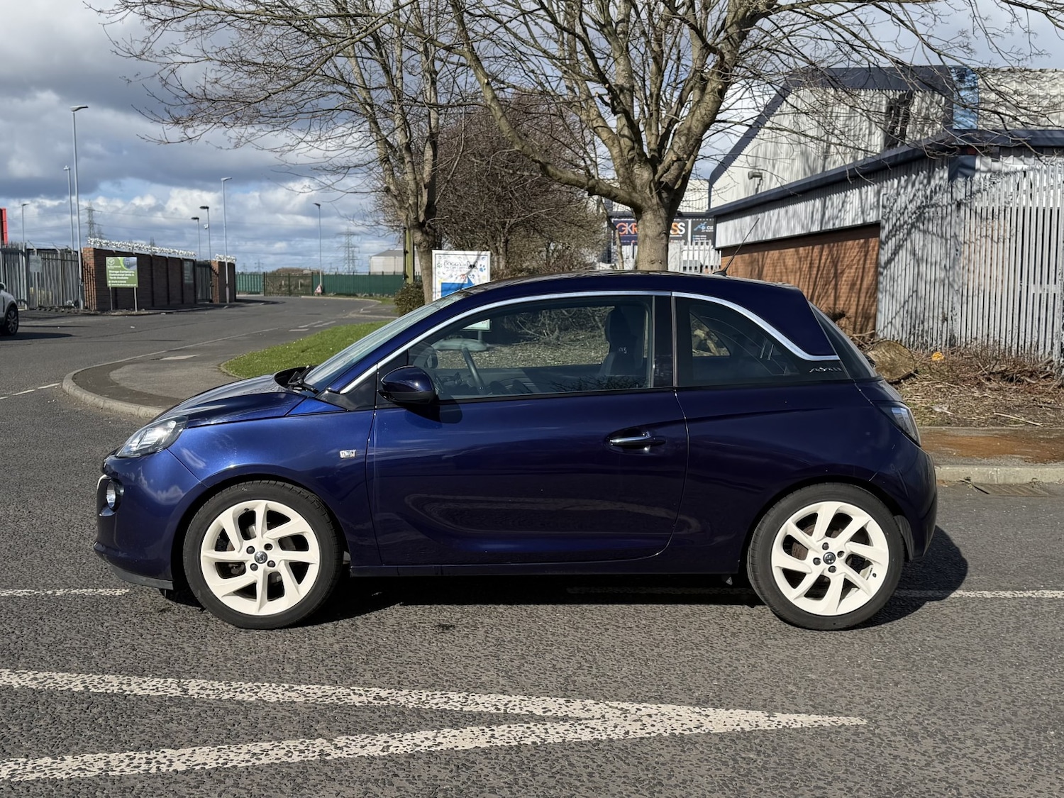 Used Vauxhall ADAM 2014 for sale - 77962026: Photo 3