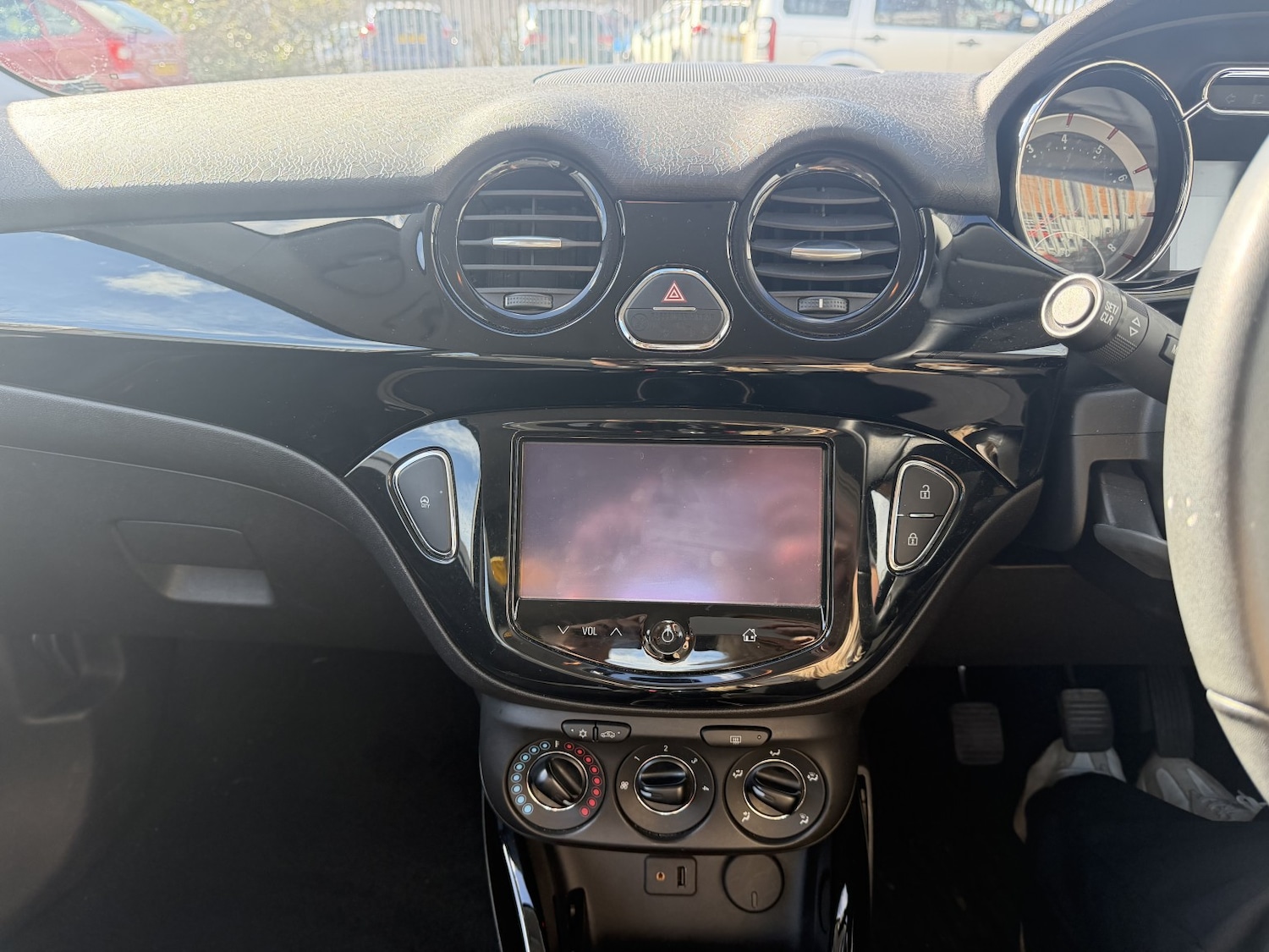 Used Vauxhall ADAM 2014 for sale - 77962026: Photo 9