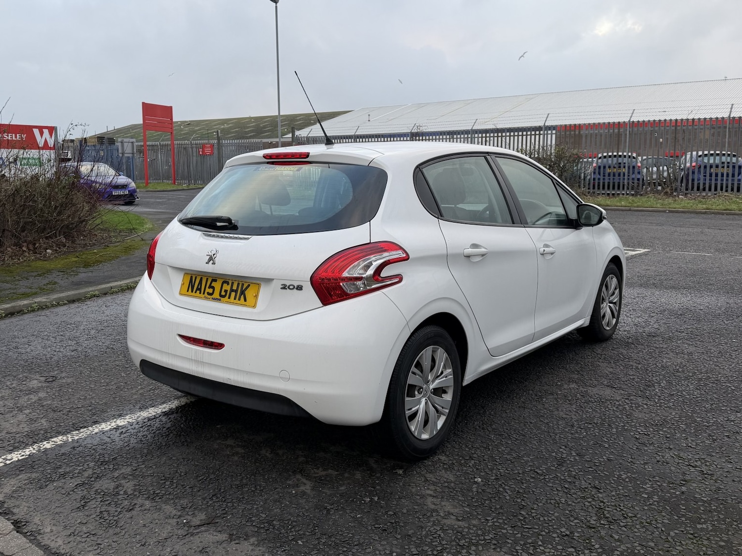 Used Peugeot 208 2015 for sale - 77314110: Photo 14