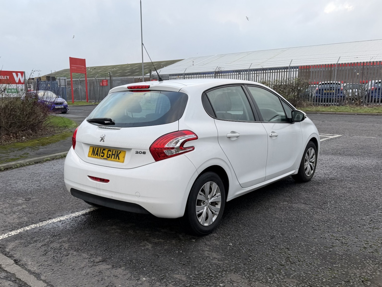 Used Peugeot 208 2015 for sale - 77314110: Photo 15