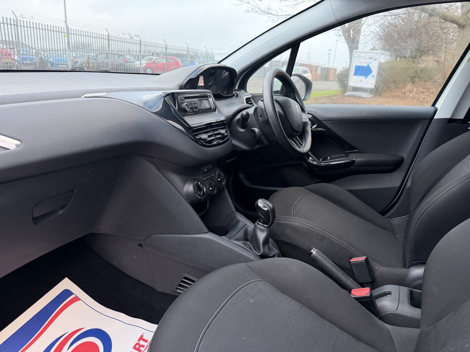 Used Peugeot 208 2015 for sale - 77314110: Photo 29