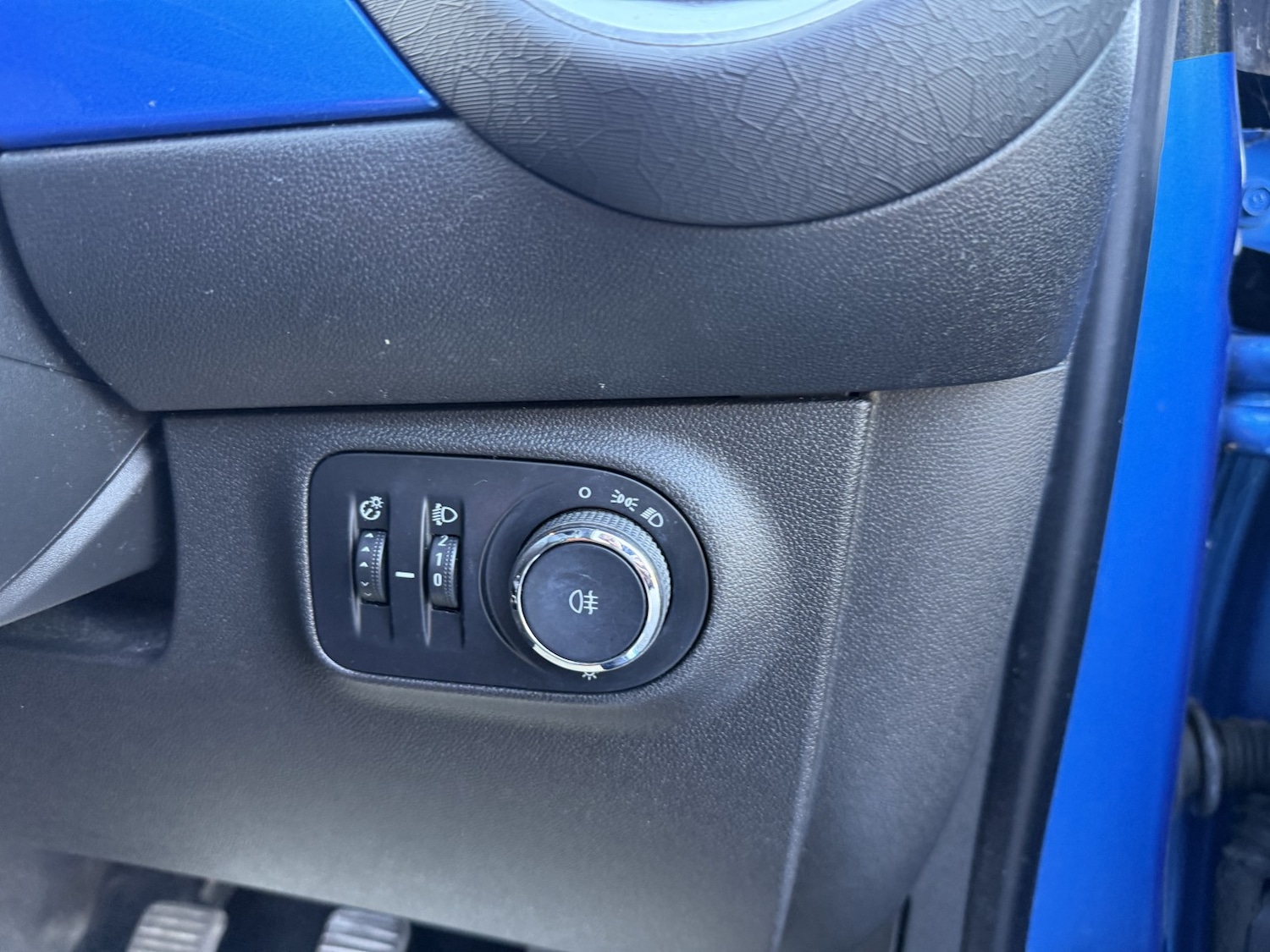 Used Vauxhall ADAM 2015 for sale - 77977182: Photo 52