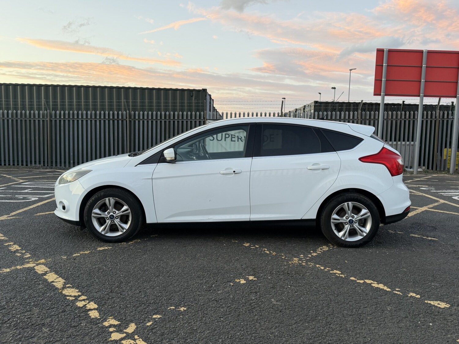 Used Ford Focus 2014 for sale - 77961938: Photo 9