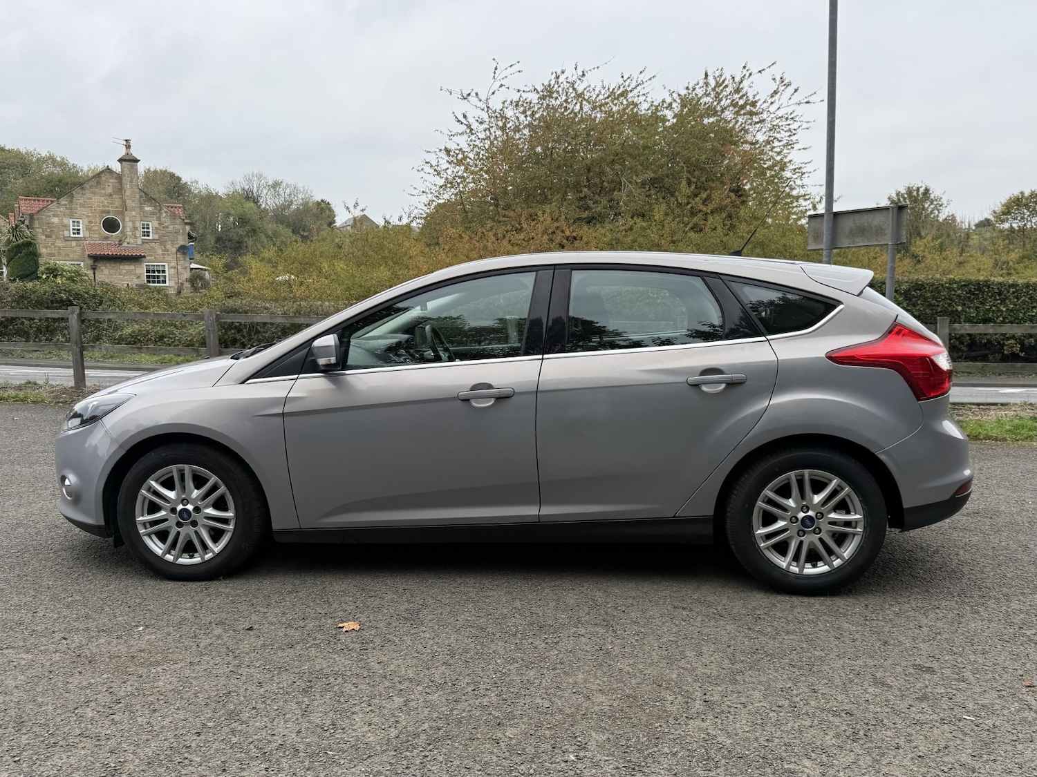 Used Ford Focus 2014 for sale - 76312348: Photo 17