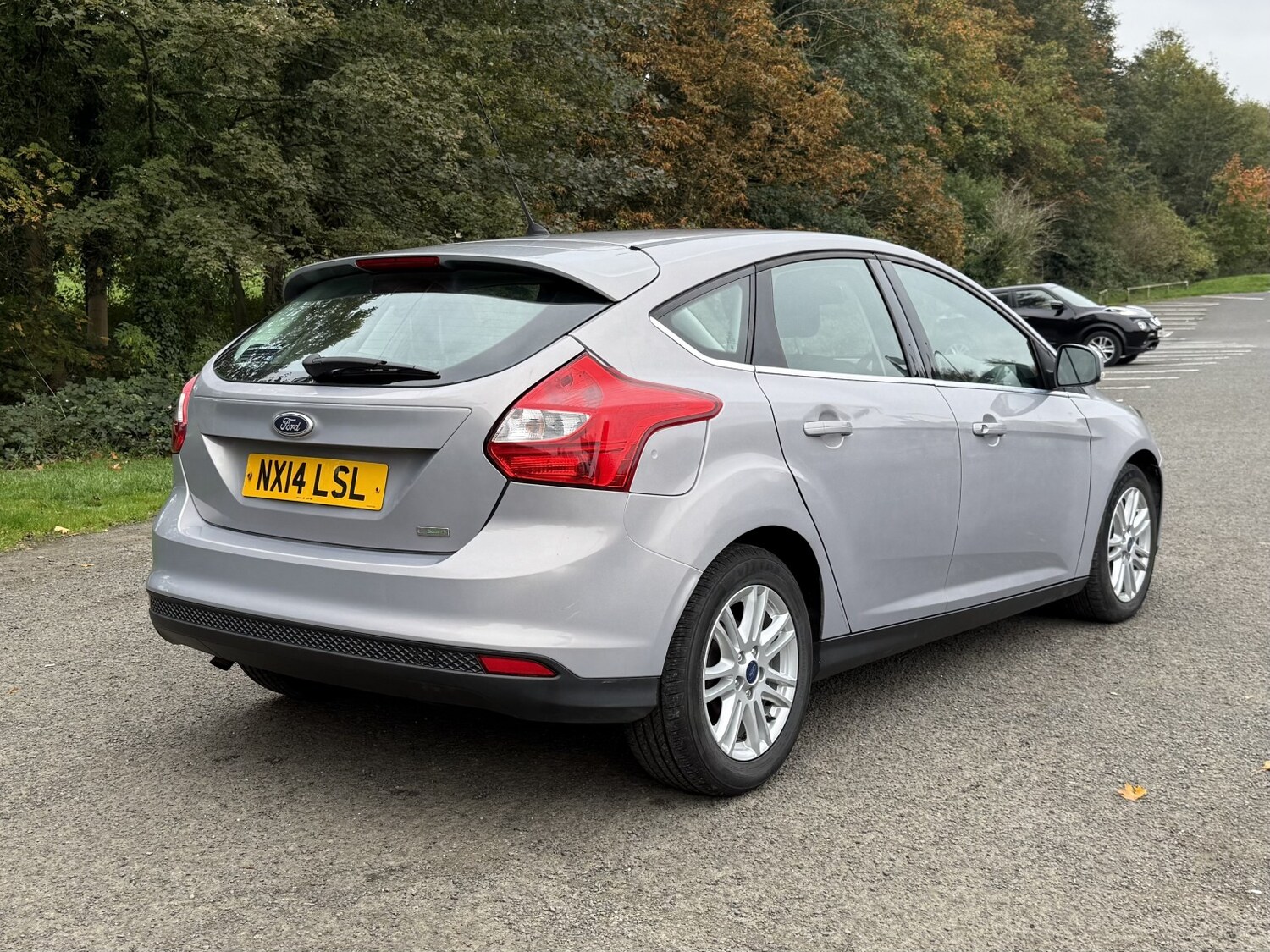 Used Ford Focus 2014 for sale - 76312348: Photo 3